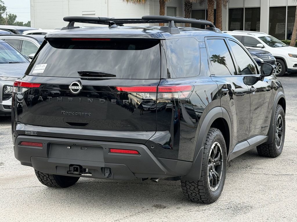 Used 2025 Nissan Pathfinder Rock Creek AWD/4WD image 5