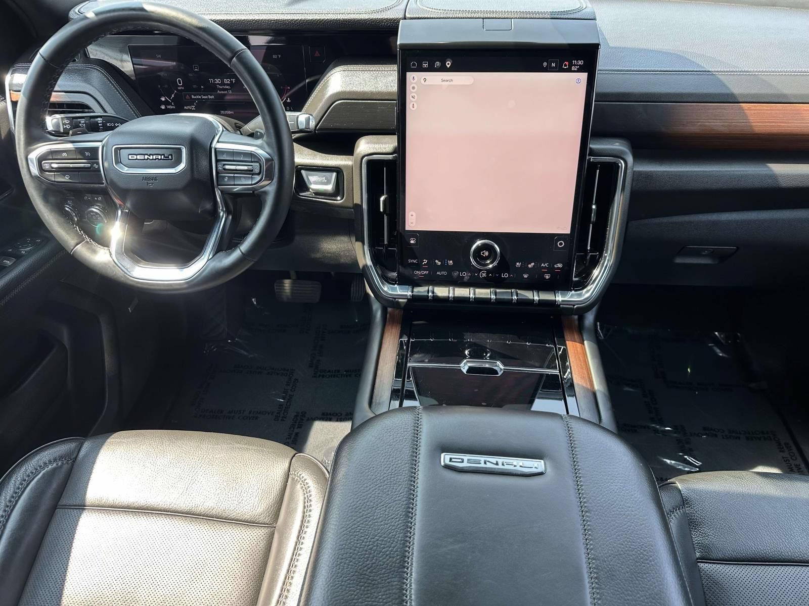 Certified 2025 GMC Yukon Denali AWD/4WD image 9