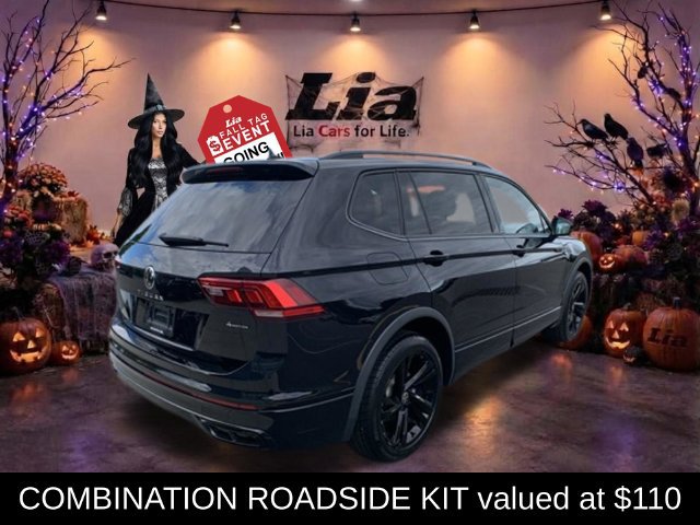 Used 2023 Volkswagen Tiguan SE R-Line AWD/4WD image 6