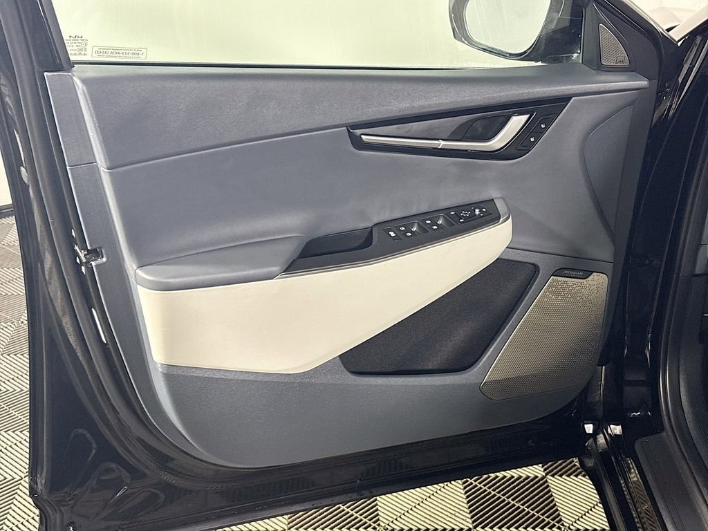 Certified 2024 Kia EV6 Wind image 11