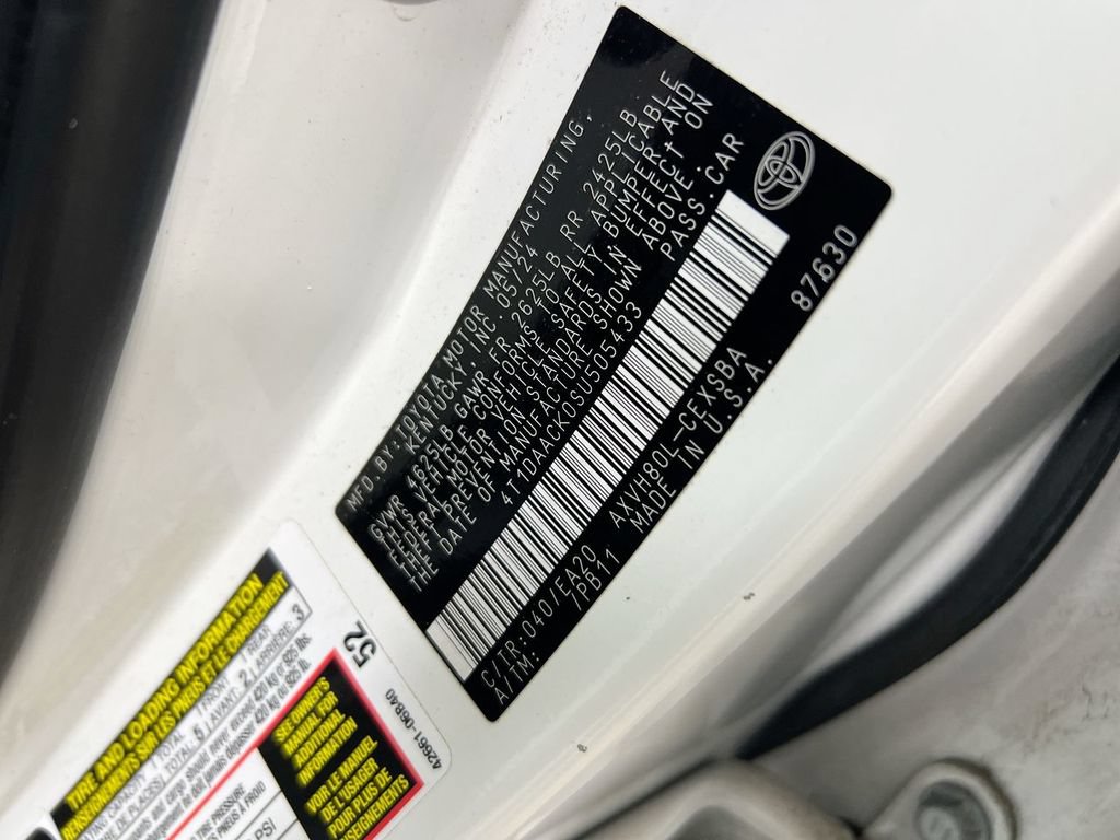 Used 2025 Toyota Camry SE FWD image 28