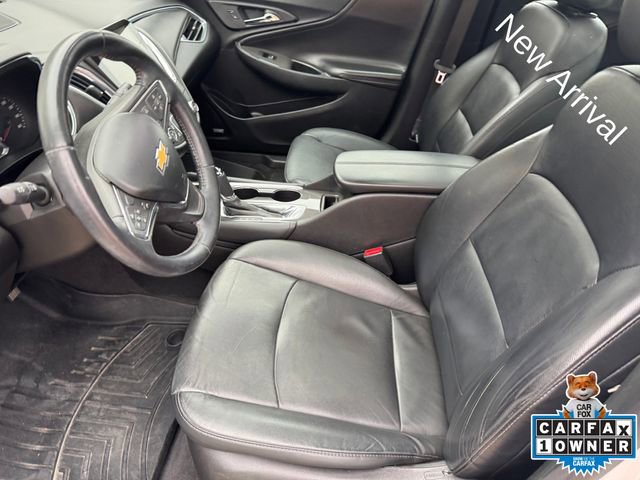Used 2016 Chevrolet Malibu LT w/ Leather Package FWD image 6