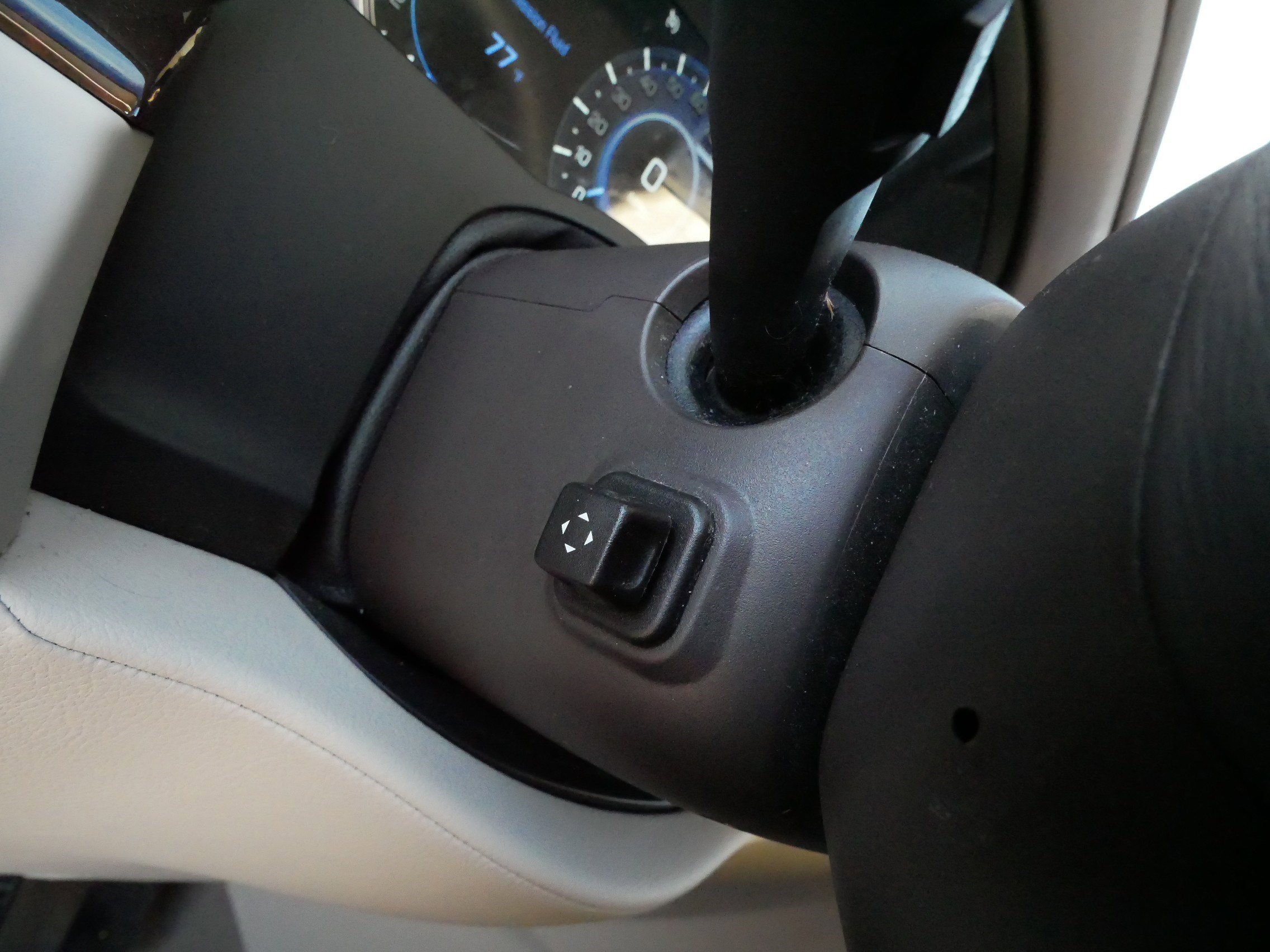 Used 2017 Cadillac Escalade Luxury image 27