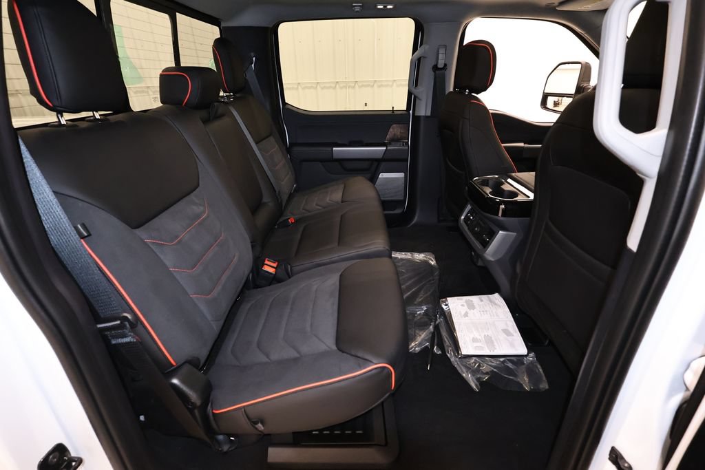 New 2026 Ford F250 Lariat w/ Black Appearance Package AWD/4WD image 18