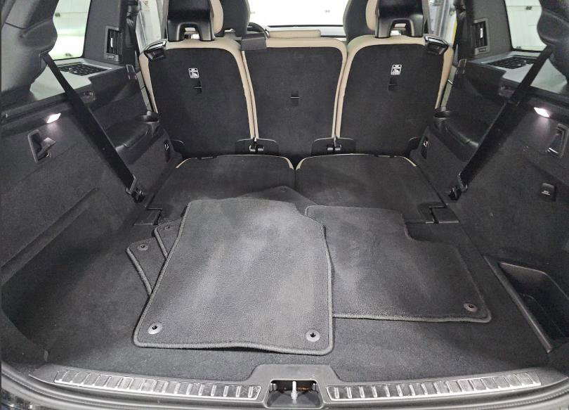 Used 2025 Volvo XC90 B6 Plus image 6