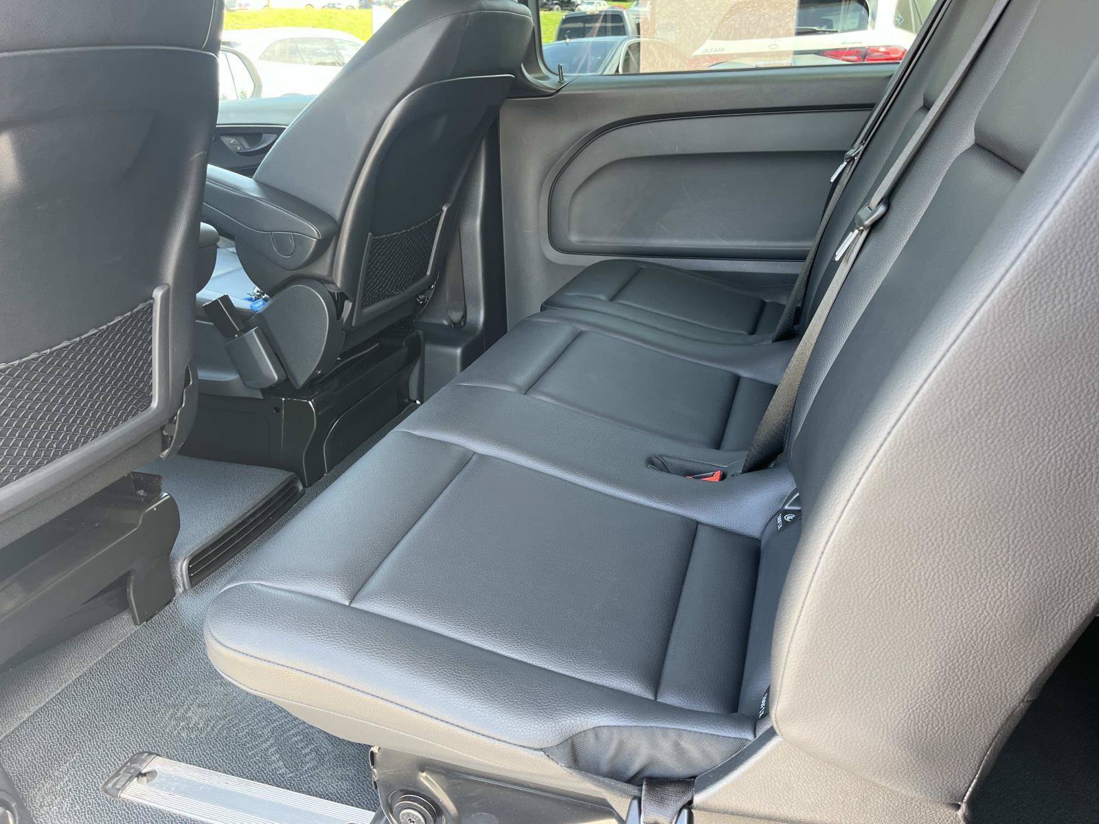 Used 2023 Mercedes-Benz Metris Passenger image 14