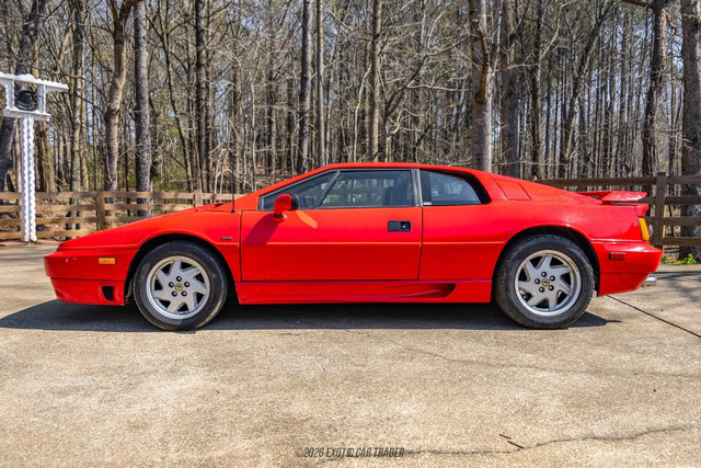 Used 1991 Lotus Esprit SE image 3