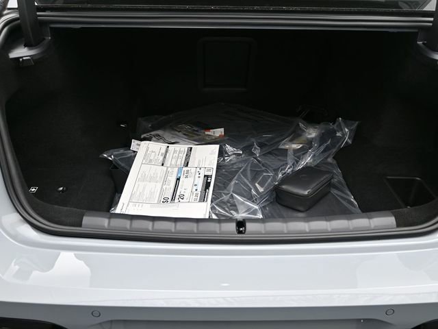 New 2025 BMW 760i xDrive w/ Executive Package image 18