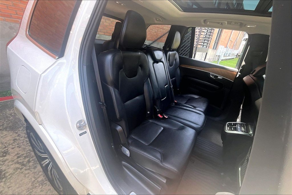Certified 2023 Volvo XC90 B6 Core w/ Protection Package Premier AWD/4WD image 37
