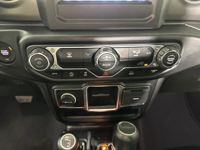 Used 2022 Jeep Gladiator Sport w/ Trailer Tow Package AWD/4WD image 23