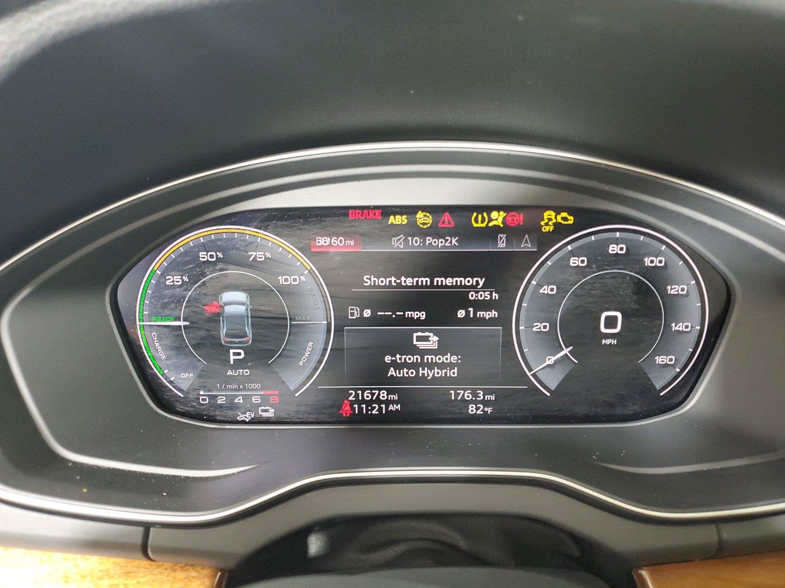 Used 2023 Audi Q5 e Prestige AWD/4WD image 30
