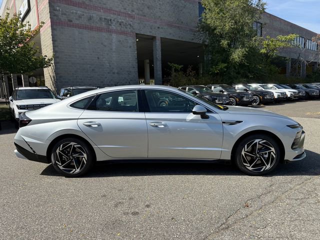 New 2026 Hyundai Sonata SEL image 8