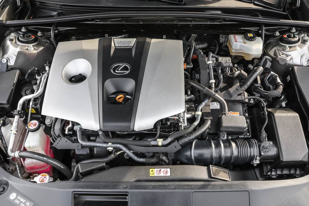 Used 2020 Lexus ES 300h 300h Luxury w/ Accessory Package 2 image 41