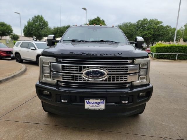 Used 2017 Ford F250 Platinum w/ Platinum Ultimate Package AWD/4WD image 2