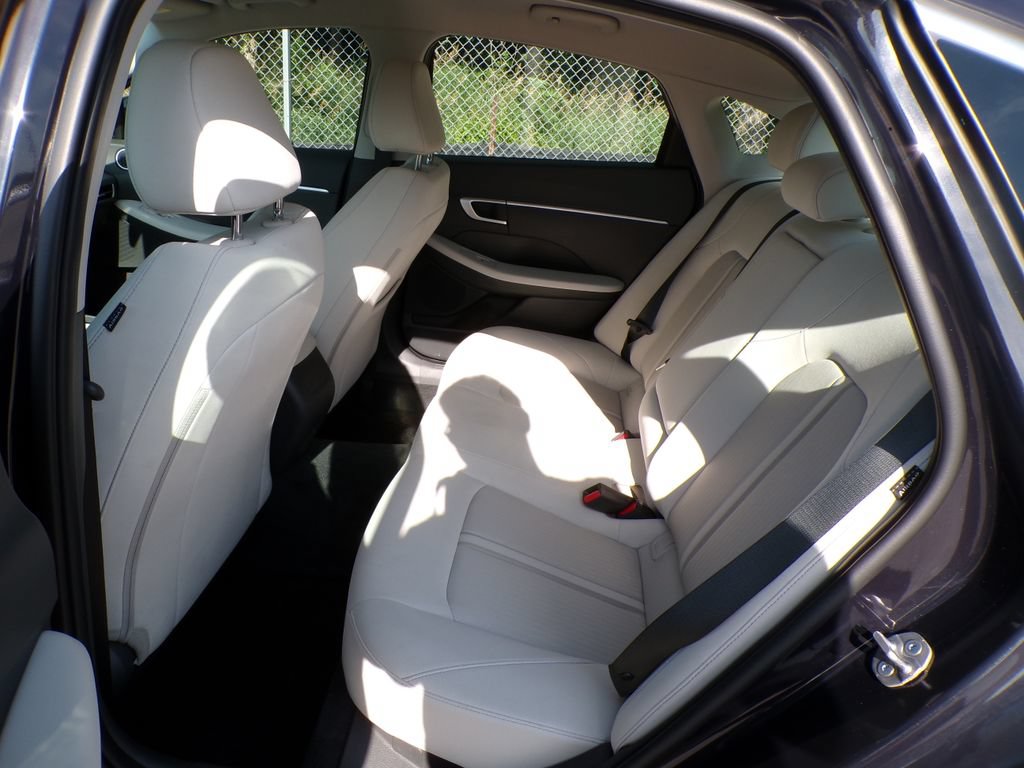 Used 2025 Hyundai Sonata SEL AWD/4WD image 17