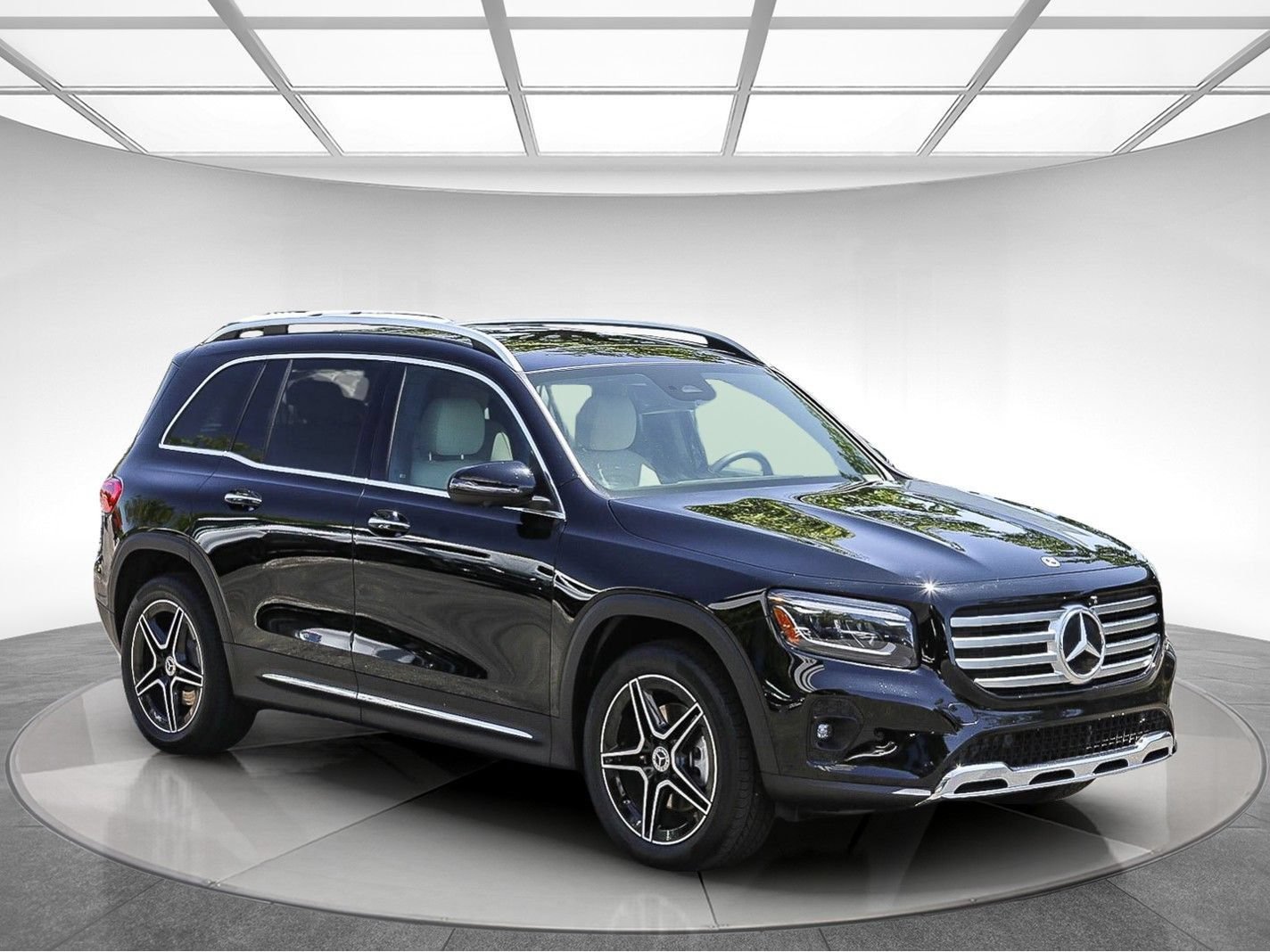 Certified 2026 Mercedes-Benz GLB 250 image 5