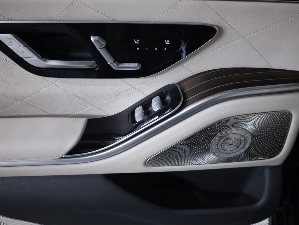 Certified 2023 Mercedes-Benz S 580e 4MATIC Sedan image 38