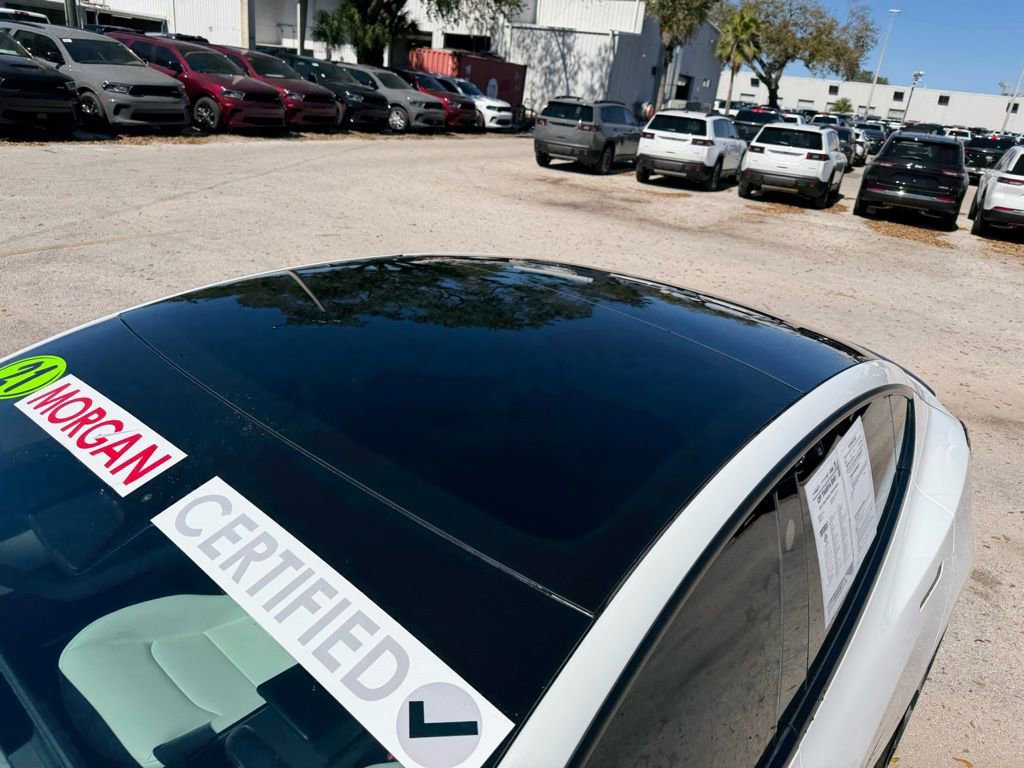 Used 2021 Tesla Model 3 Performance image 10