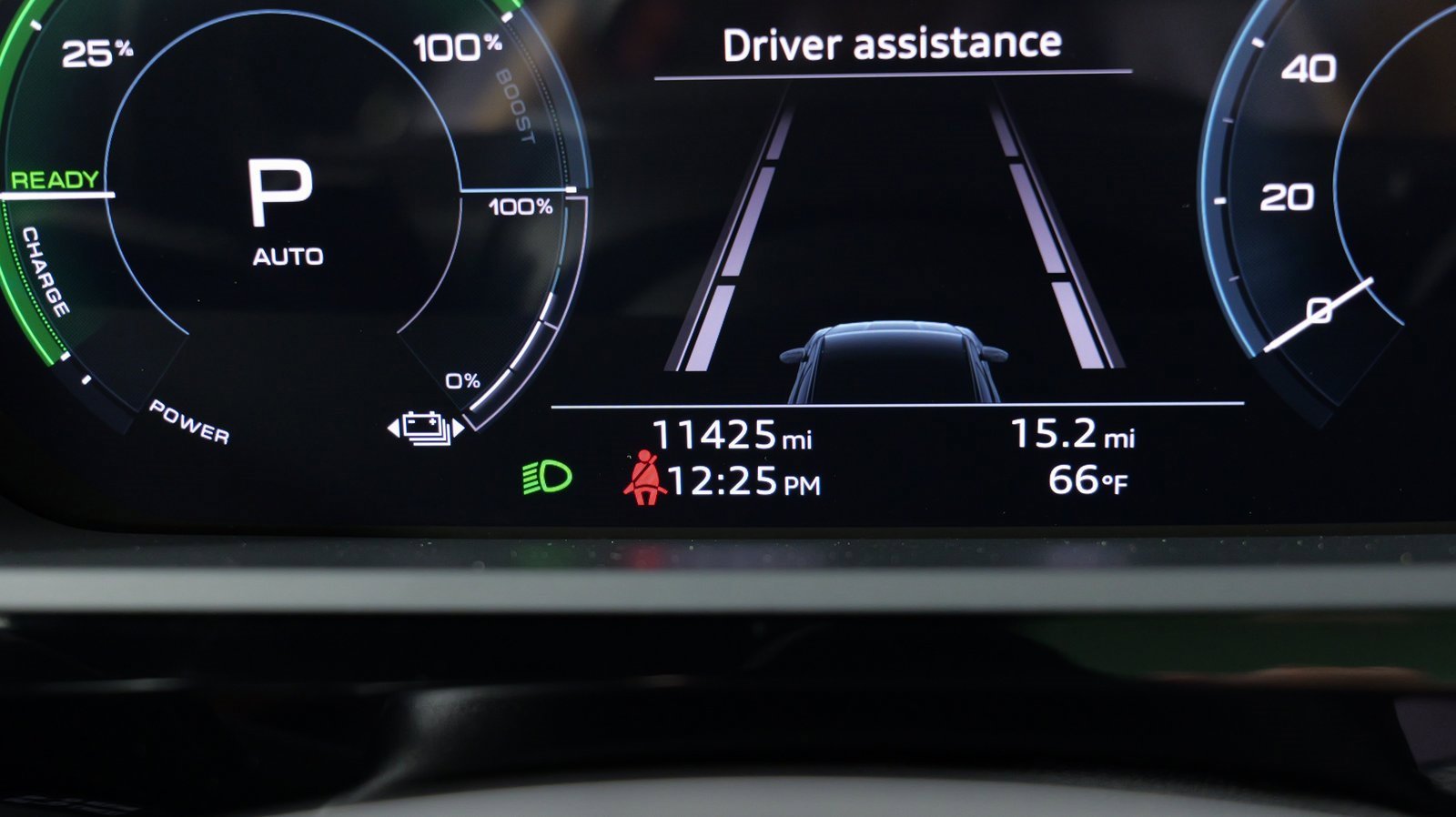 Used 2023 Audi e-tron Prestige w/ Prestige Package image 48