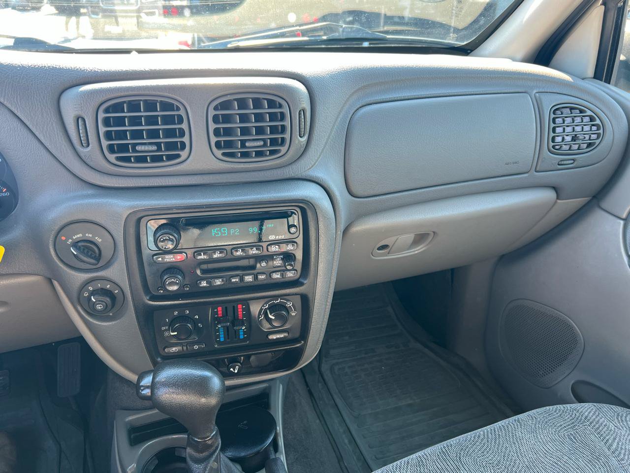 Used 2002 Chevrolet TrailBlazer LT AWD/4WD image 8