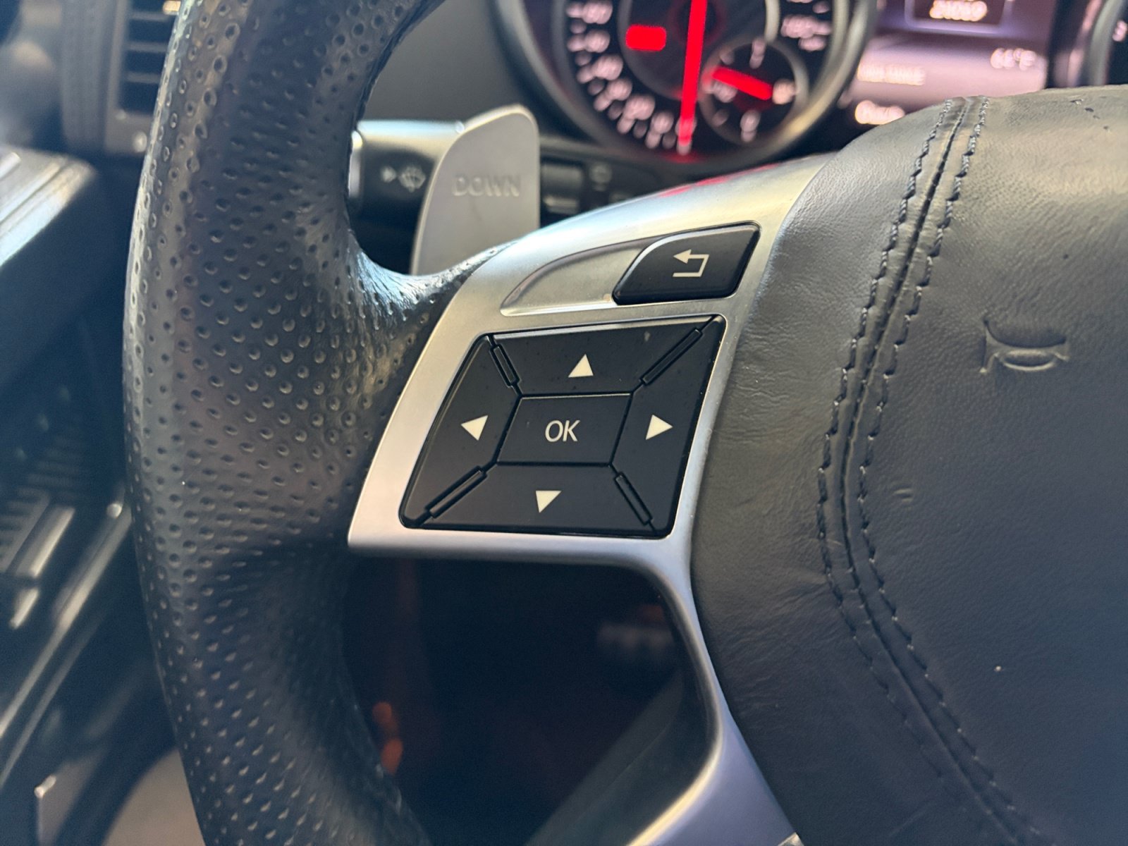Used 2017 Mercedes-Benz G 63 AMG 4MATIC image 25