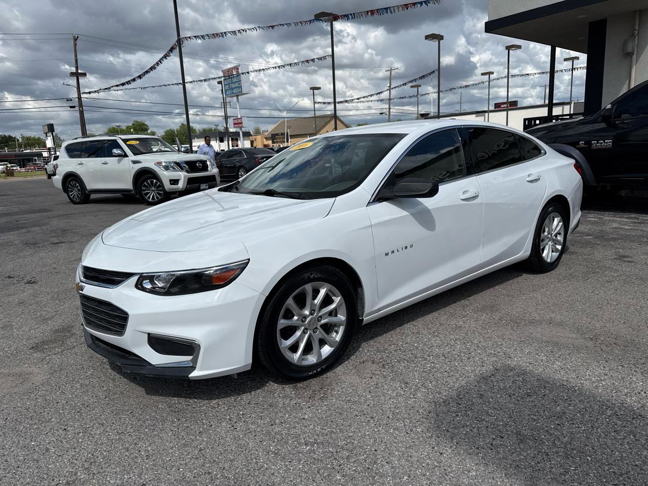 Used 2016 Chevrolet Malibu LS FWD image 2