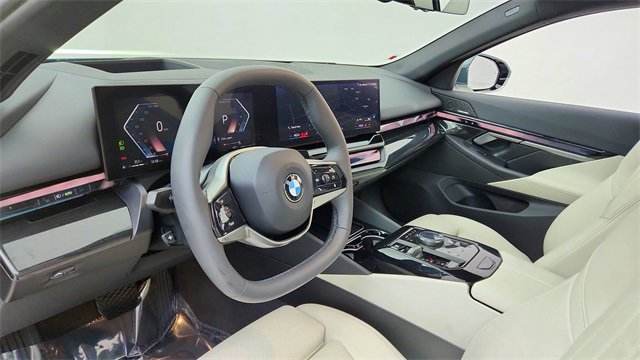 Used 2025 BMW 540i xDrive 540i xDrive image 18