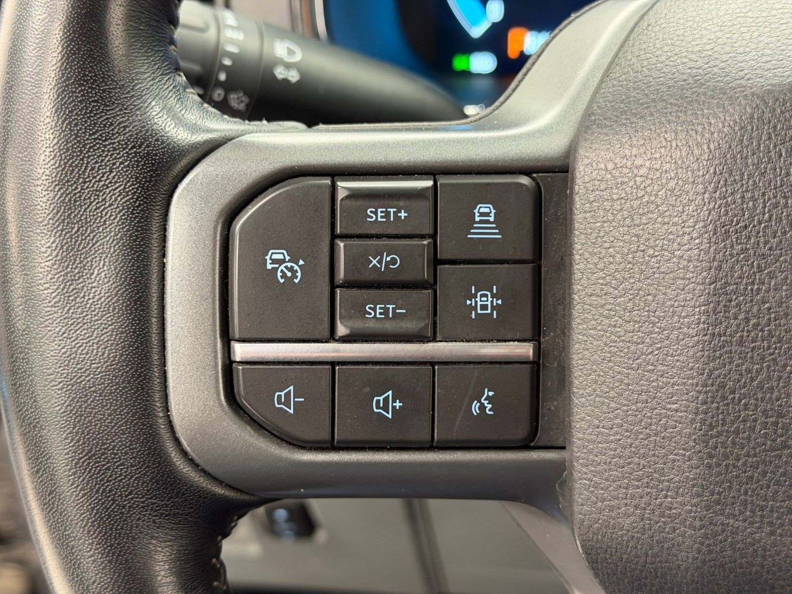 Used 2022 Ford F150 Lariat w/ Equipment Group 502A High AWD/4WD image 14