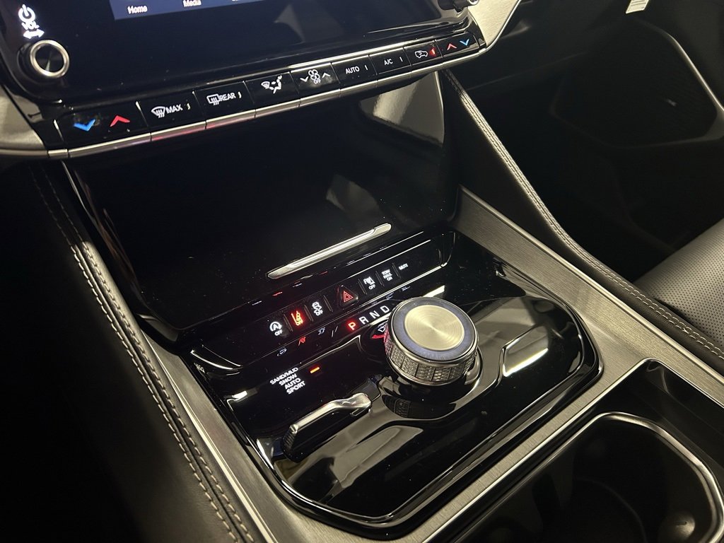 New 2025 Jeep Wagoneer L Series II image 14