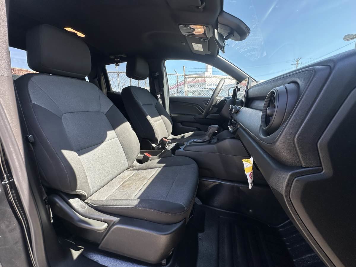 Used 2023 Chevrolet Colorado W/T image 24