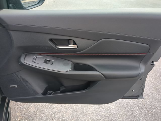 New 2026 Nissan Sentra SR w/ SR Premium Package FWD image 31