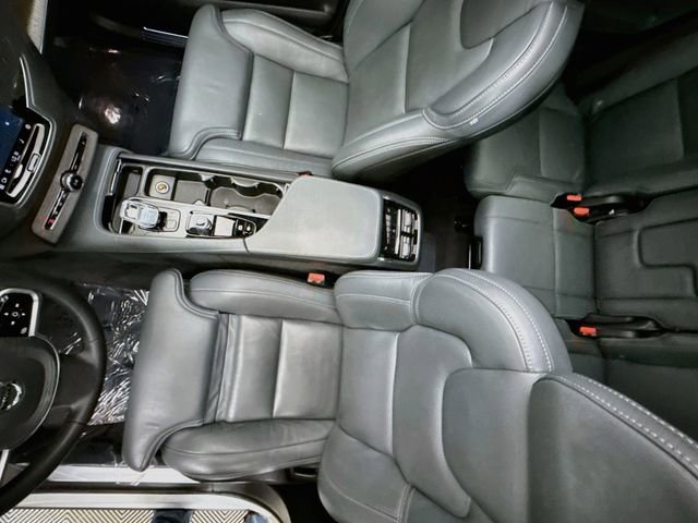Used 2023 Volvo XC90 T8 Ultimate AWD/4WD image 22