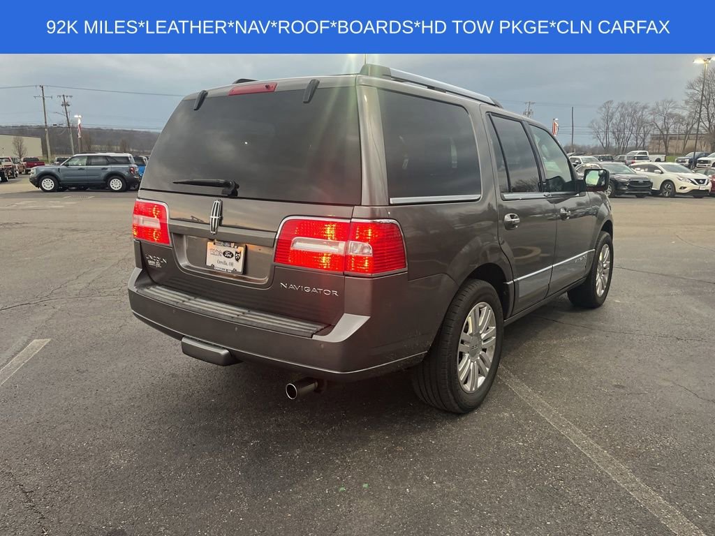 Used 2014 Lincoln Navigator 4WD image 9
