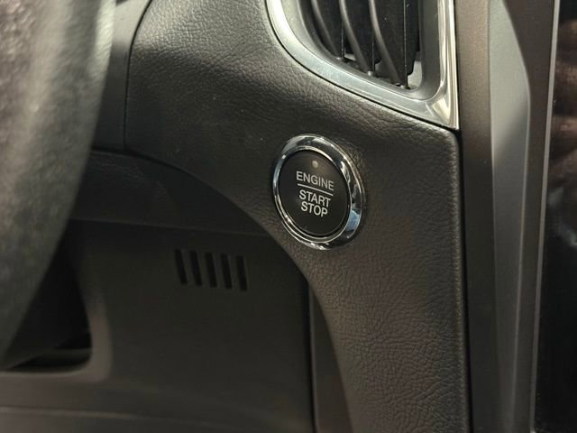 Certified 2022 Ford Edge Titanium AWD/4WD image 17