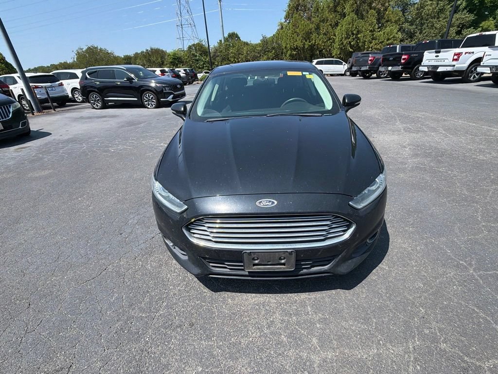 Used 2016 Ford Fusion SE w/ Equipment Group 201A FWD image 14