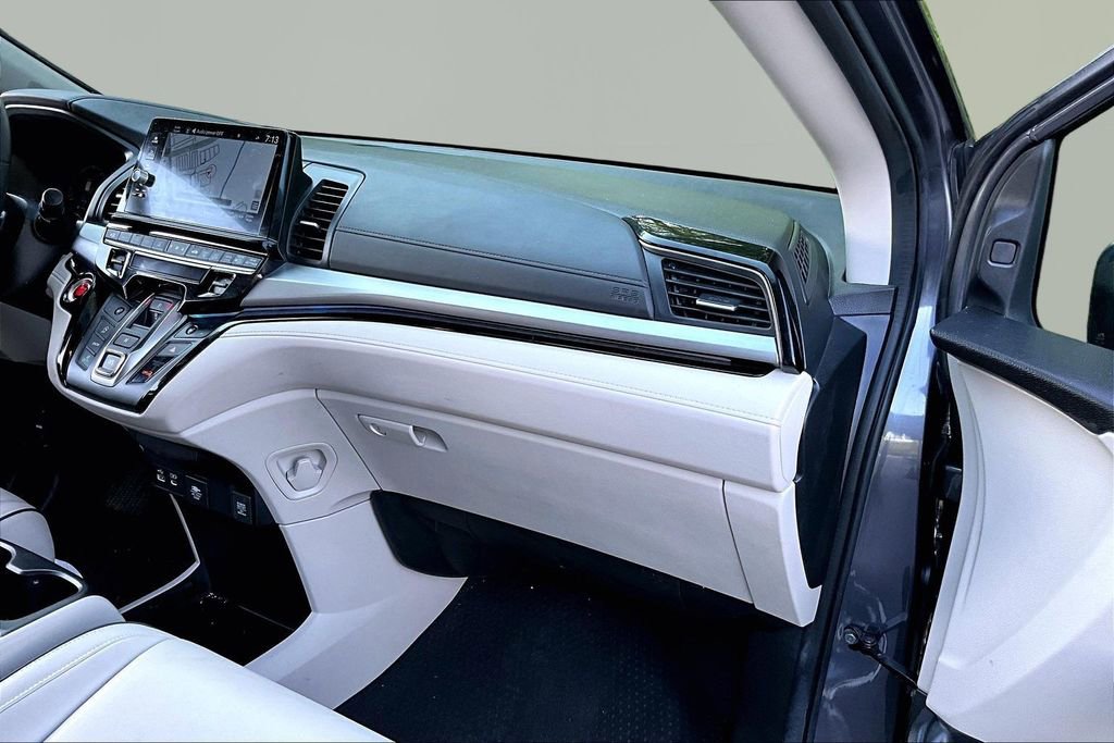 Used 2025 Honda Odyssey Touring image 21