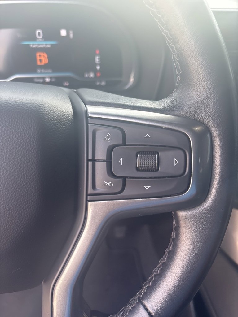 Used 2022 Chevrolet Suburban Z71 image 23