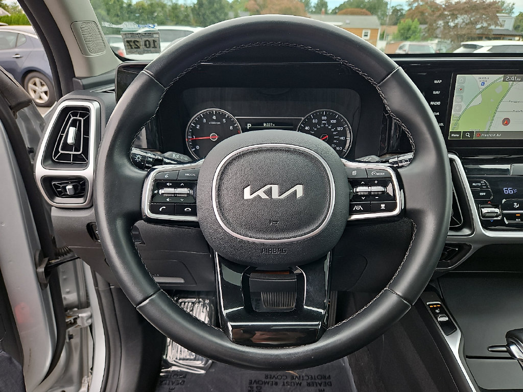 Certified 2022 Kia Sorento X-Line EX AWD/4WD image 22