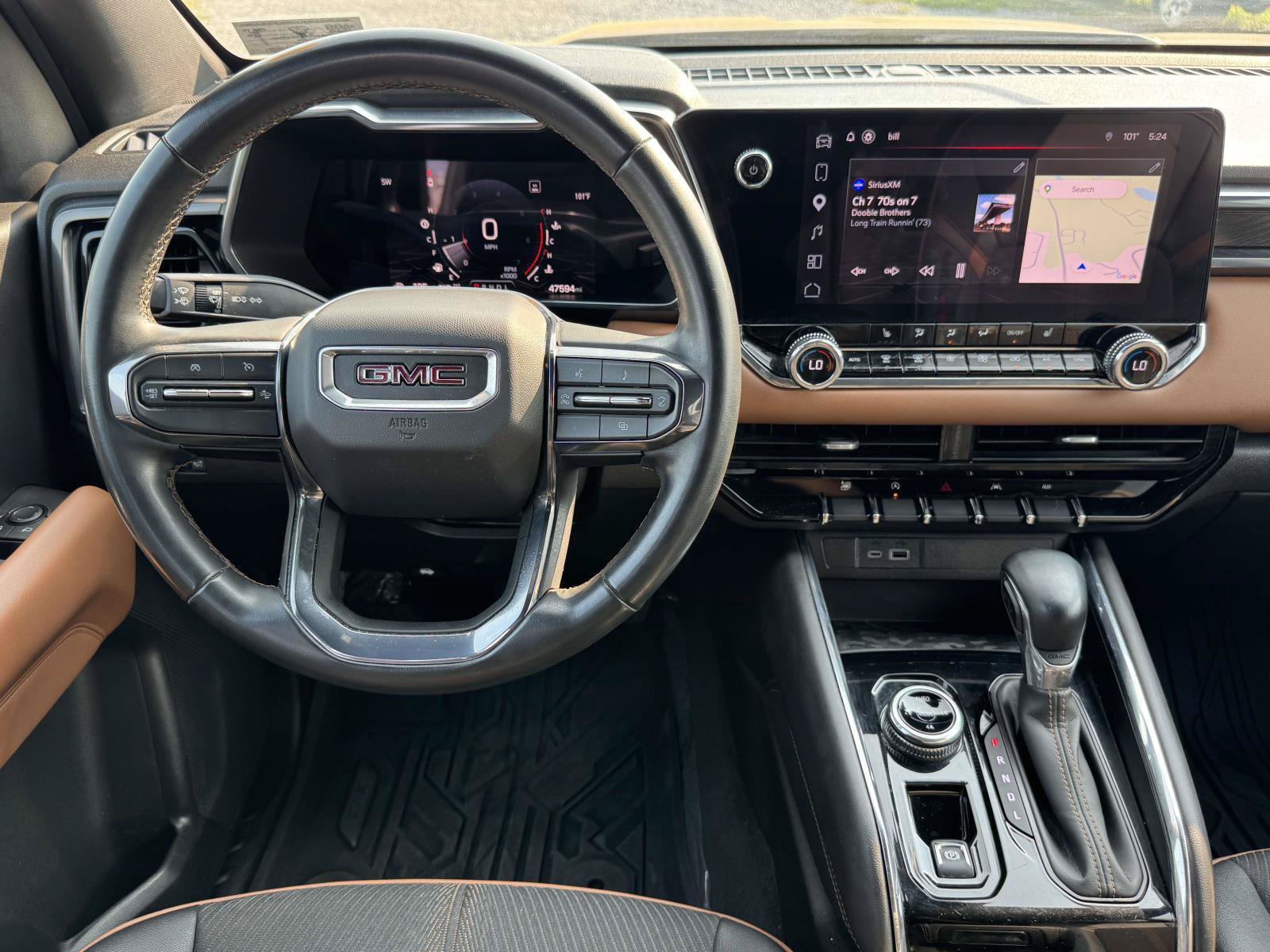 Used 2023 GMC Canyon AT4 AWD/4WD image 2