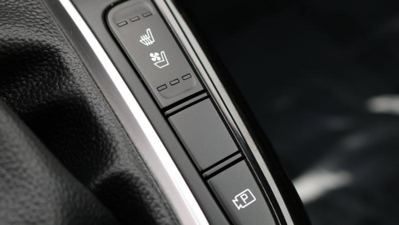 Used 2023 Kia Forte GT-Line w/ GT-Line Premium Package image 14