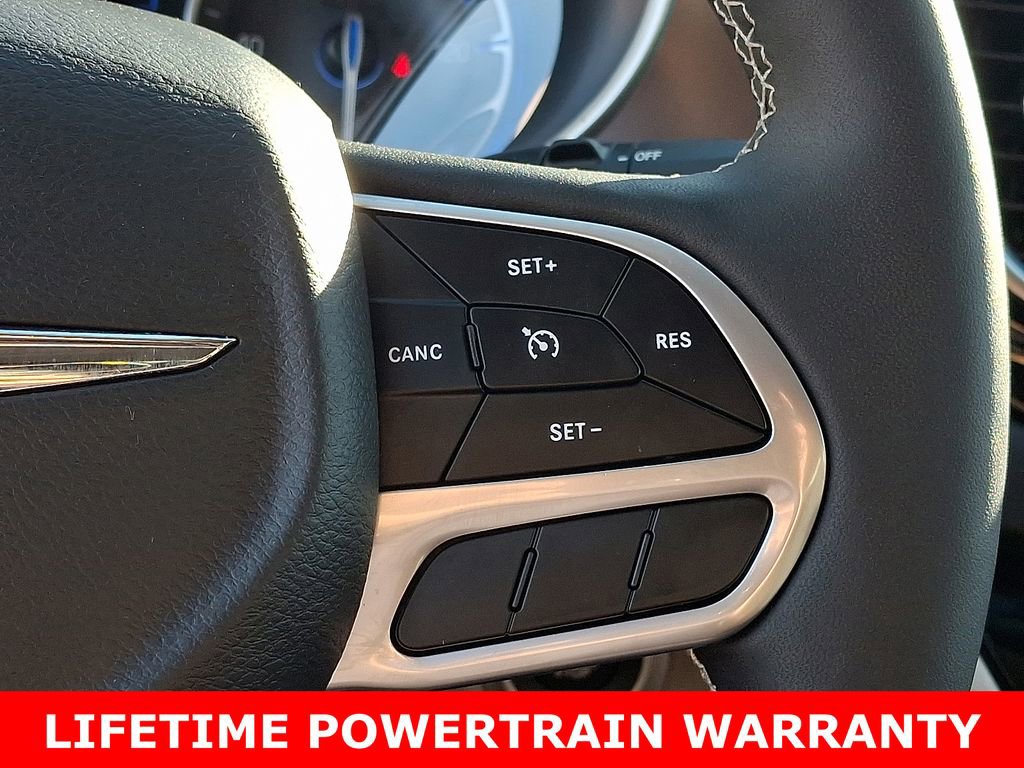 Used 2024 Chrysler Voyager LX image 23