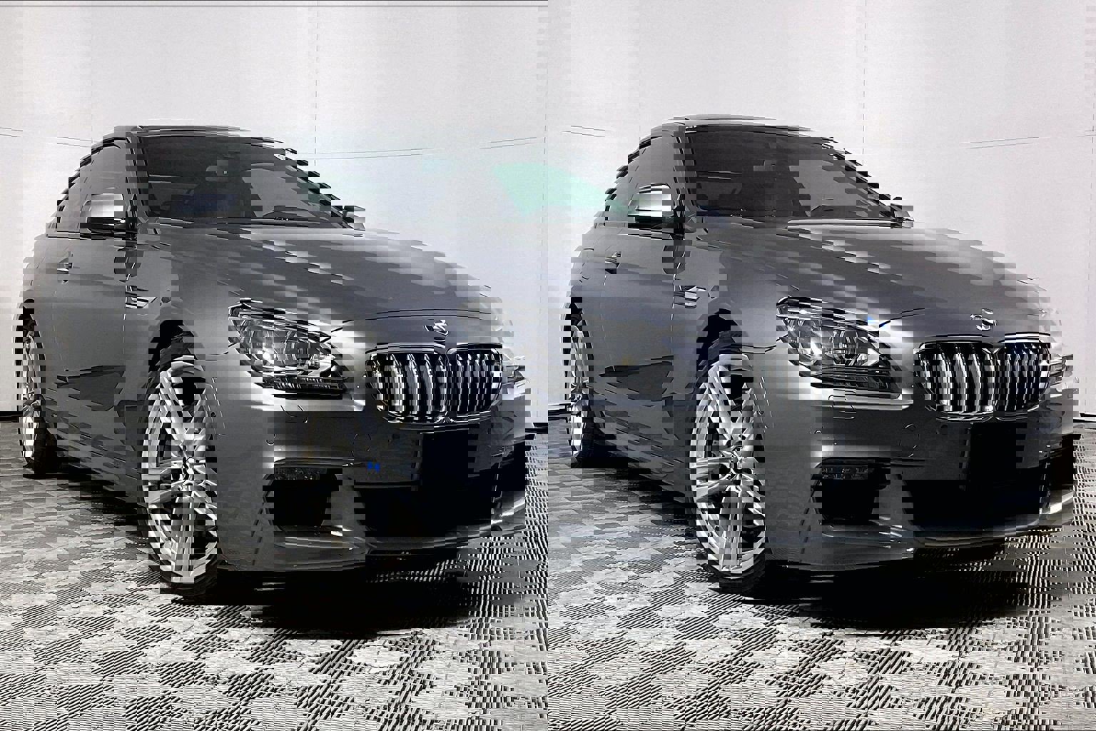 Used 2014 BMW 650i Coupe image 1