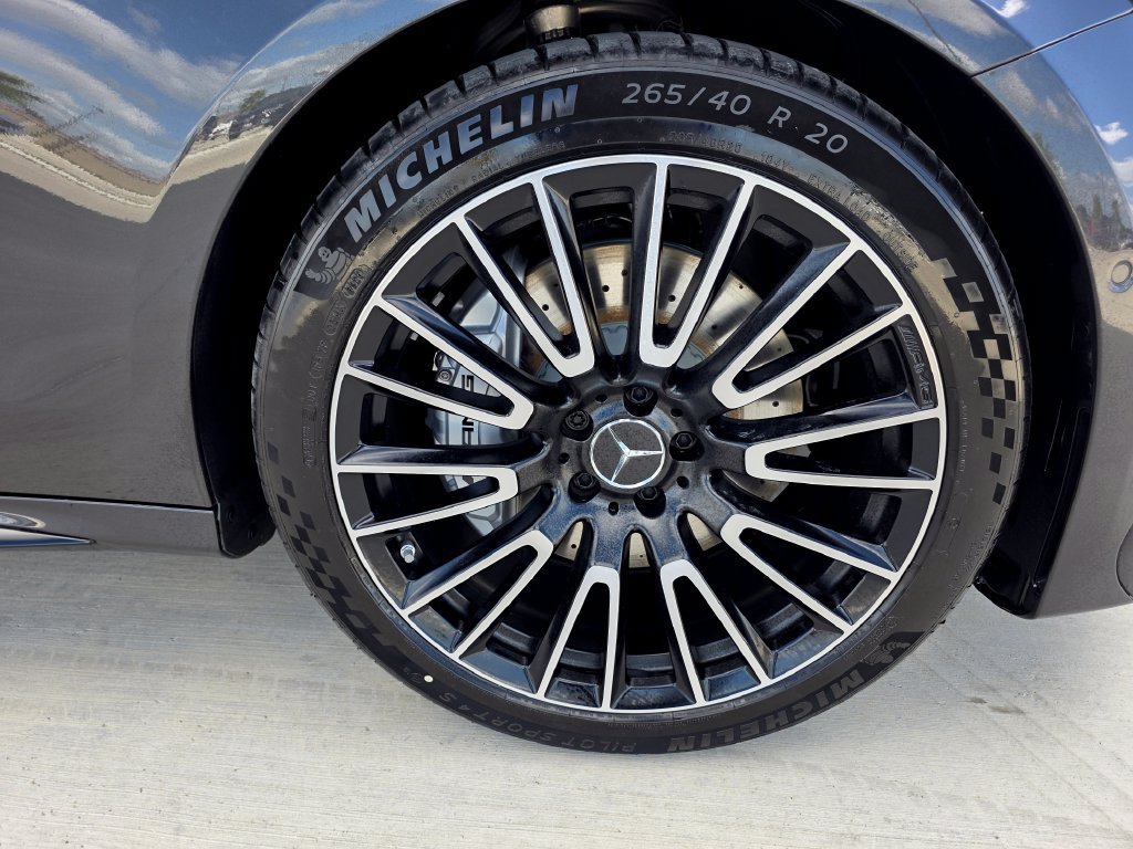 New 2026 Mercedes-Benz E 53 AMG e 4MATIC Sedan image 10