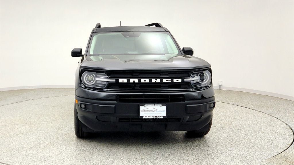 Used 2023 Ford Bronco Sport Outer Banks AWD/4WD image 2