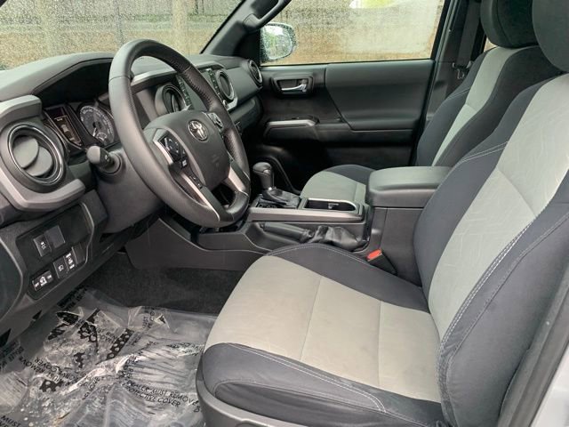 Used 2021 Toyota Tacoma TRD Off-Road w/ Technology Package image 11