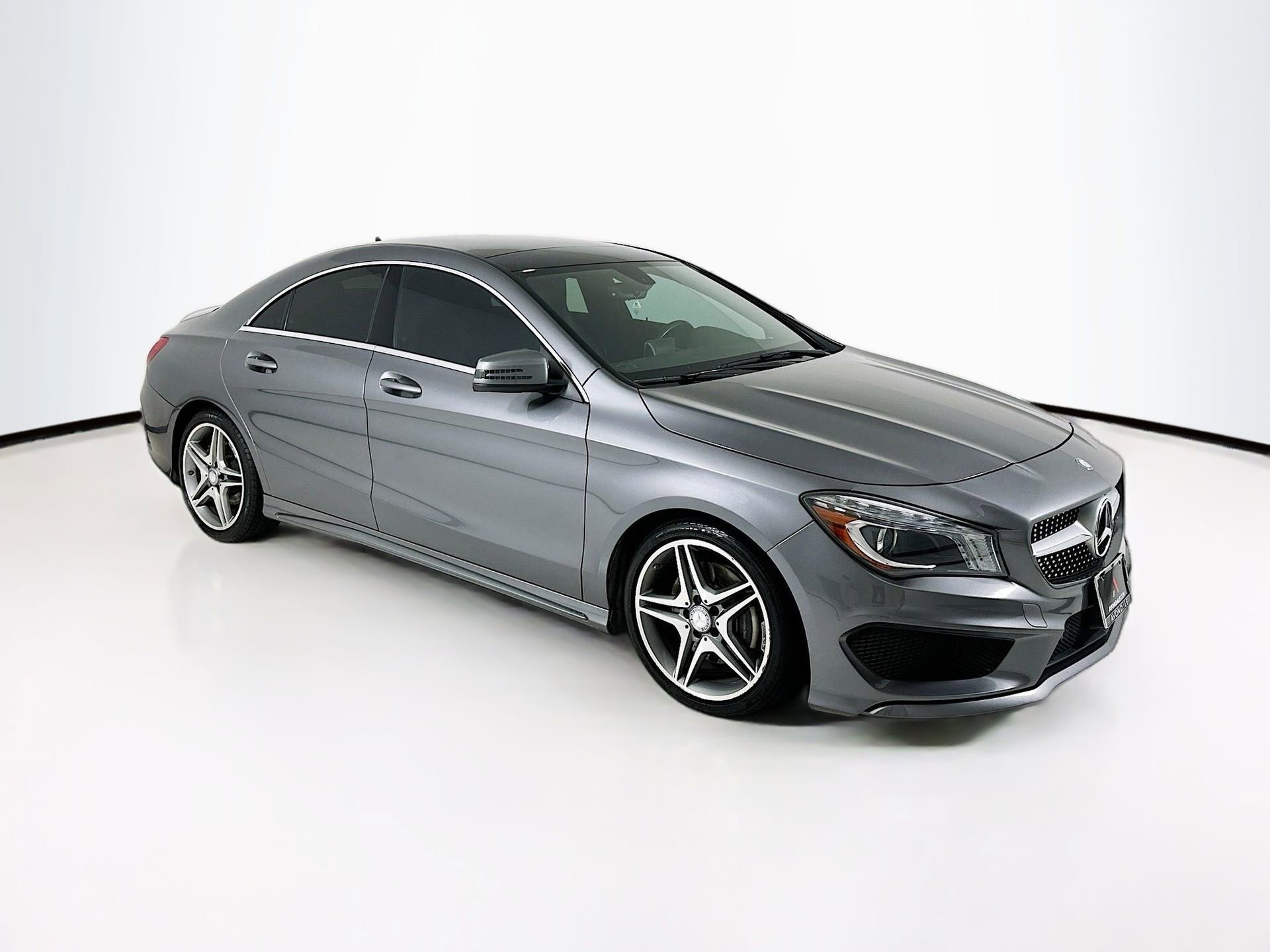 Used 2014 Mercedes-Benz CLA 250 image 1
