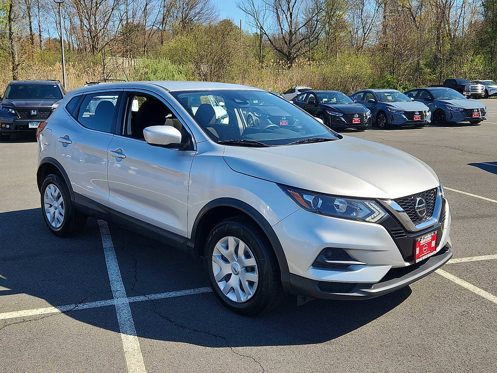Used 2020 Nissan Rogue Sport S AWD/4WD image 3