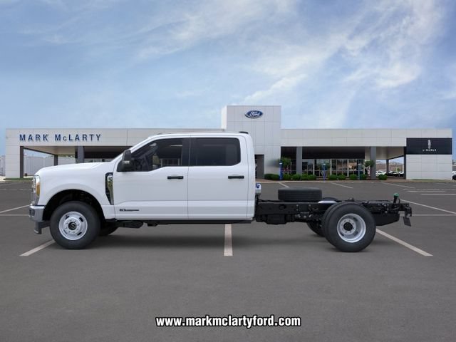 New 2026 Ford F350 XL w/ XL Chrome Package AWD/4WD image 3