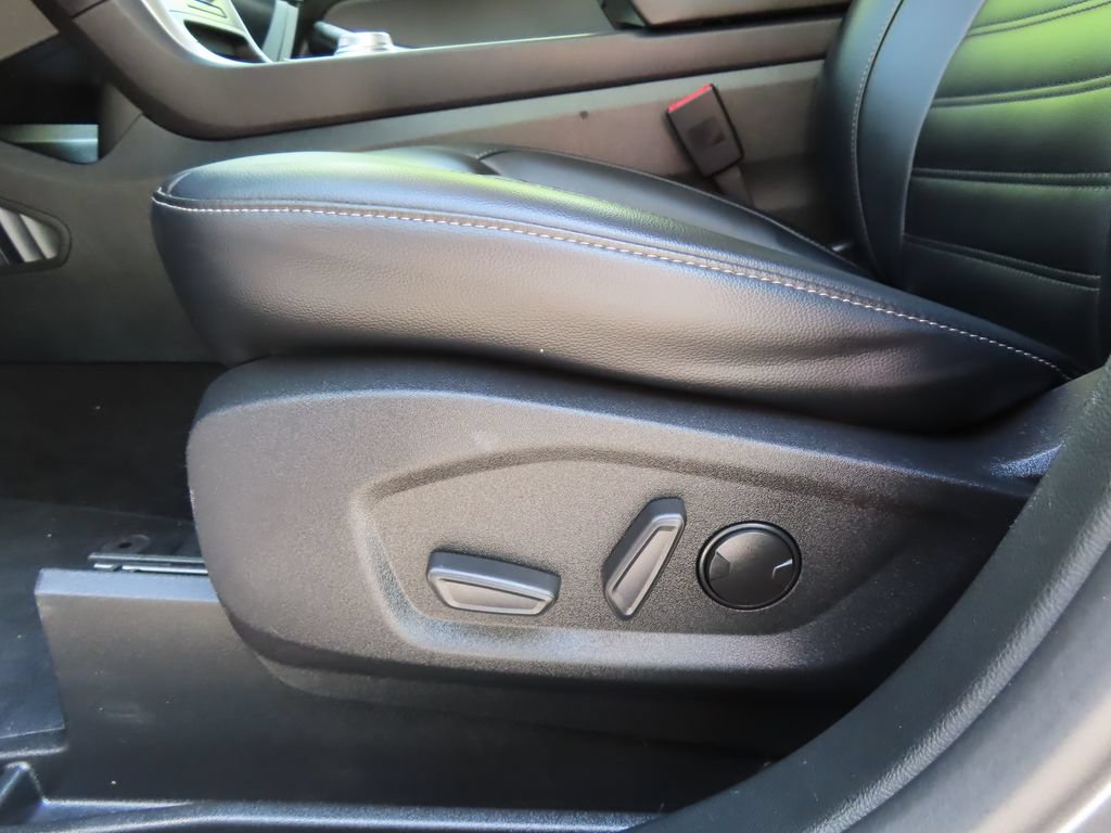 Used 2023 Ford Edge SEL w/ Convenience Package AWD/4WD image 8