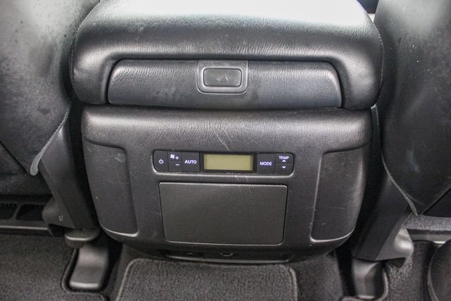 Used 2022 Nissan Armada SL w/ Captain's Chairs Package RWD image 24